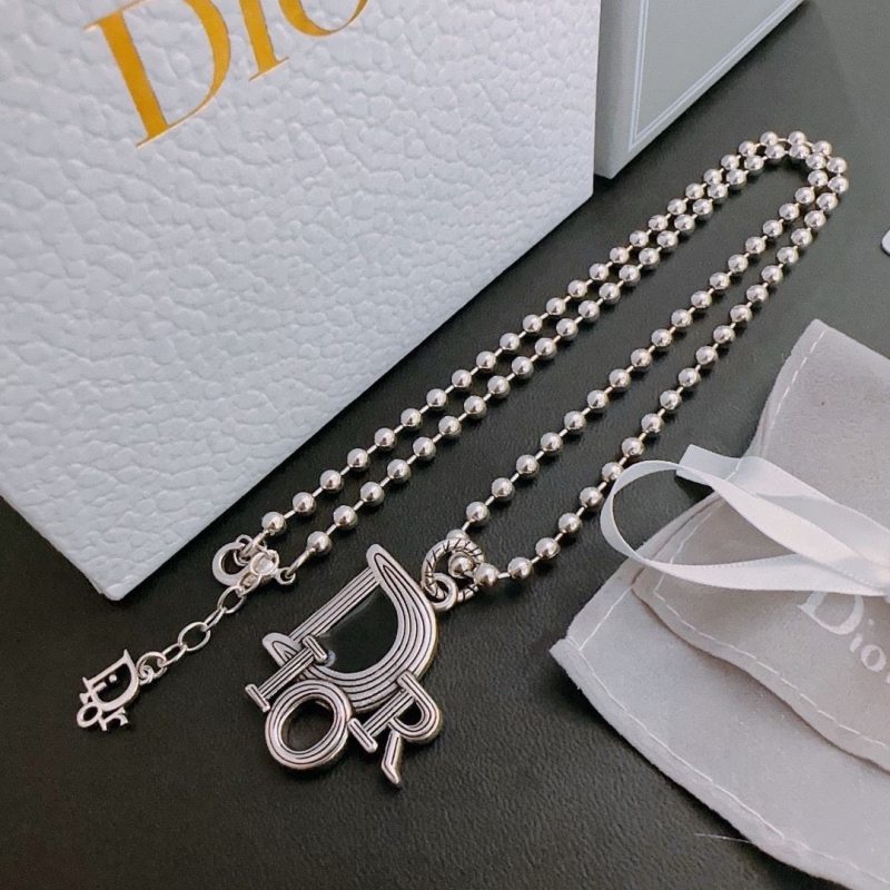 chr1st1an D10r necklaces